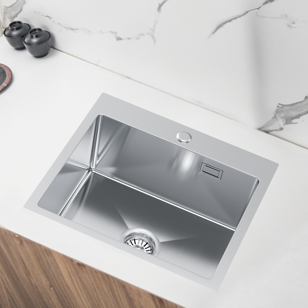 Single-bowl stainless steel sink, silver inox, 48x45cm, with Velazo tap hole.