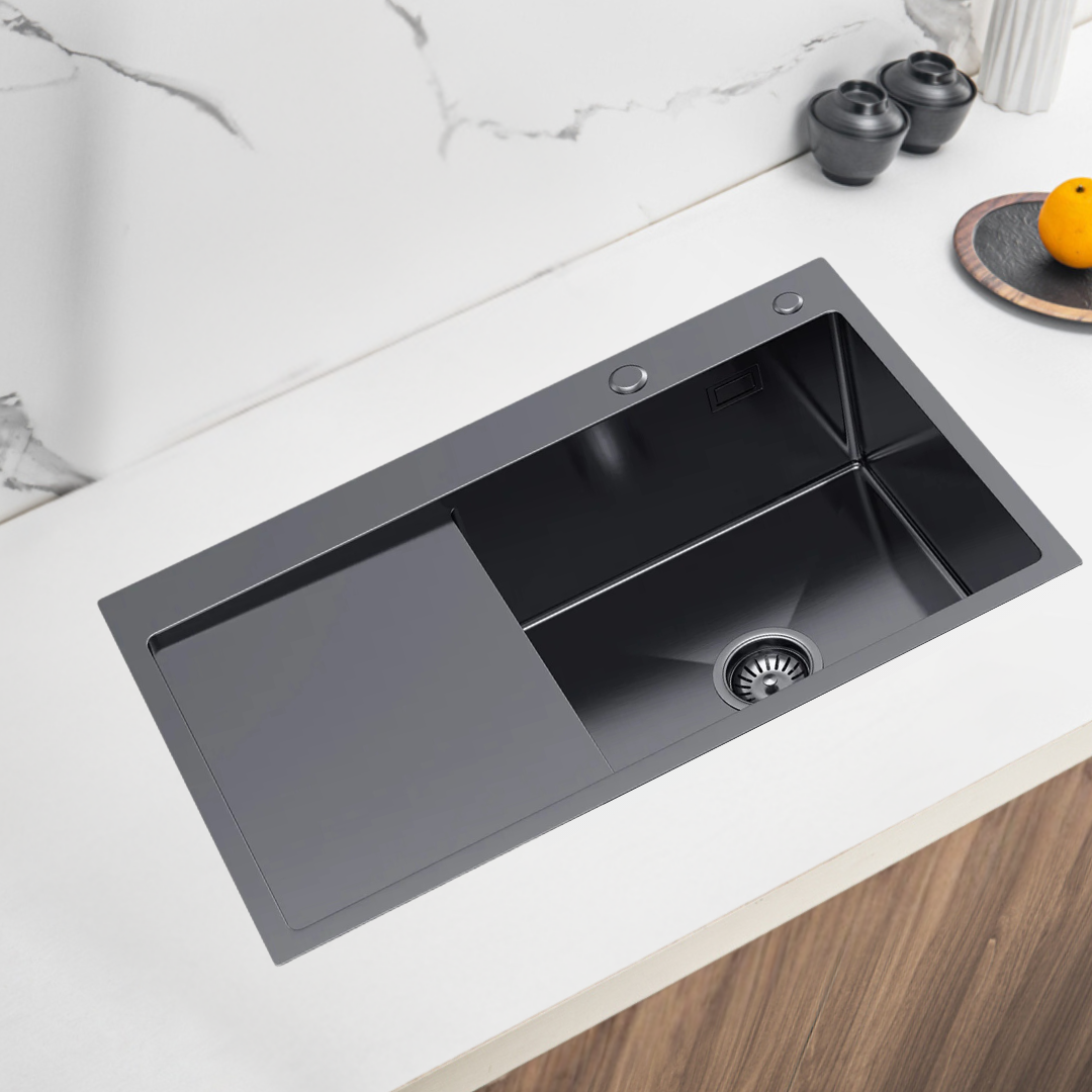 Single-bowl steel sink with drainer - 78x49cm from Velazo.